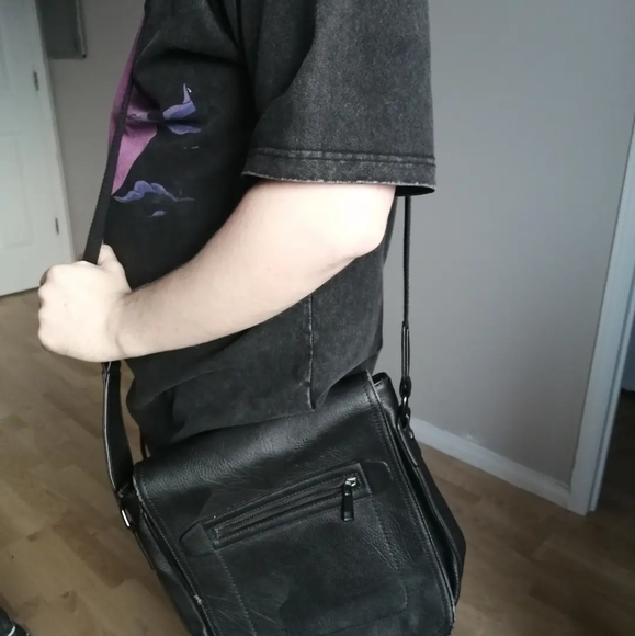 Shoulder bag - Picture 3 of 3